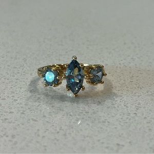 Gold ring
